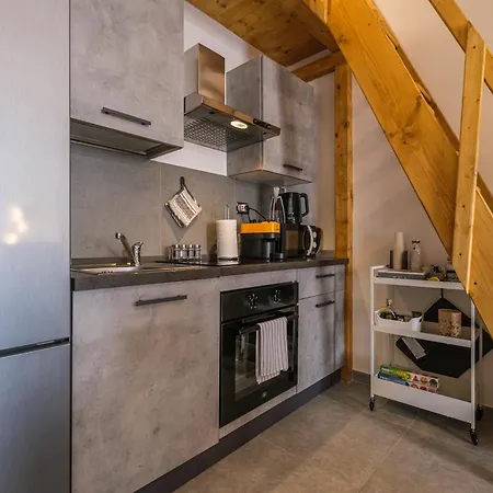 Modern Loft - 2 Min Metro M1, 15 Min Duomo * ميلان